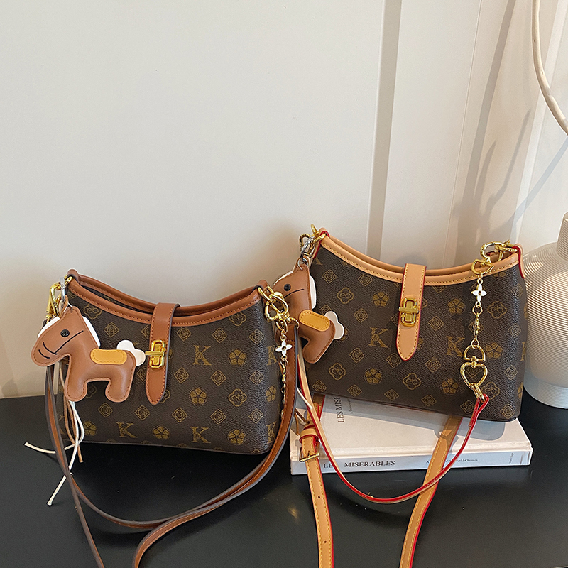 Famous style women's chain str - Diaper Wallet Portable ulasan dan harga